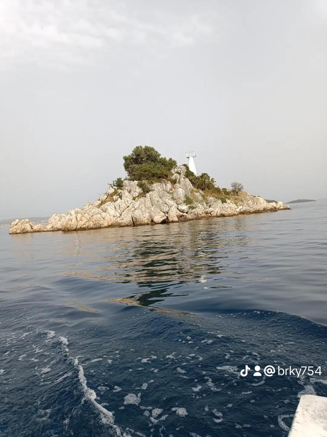 Apartman Antonio Trogir Bagian luar foto