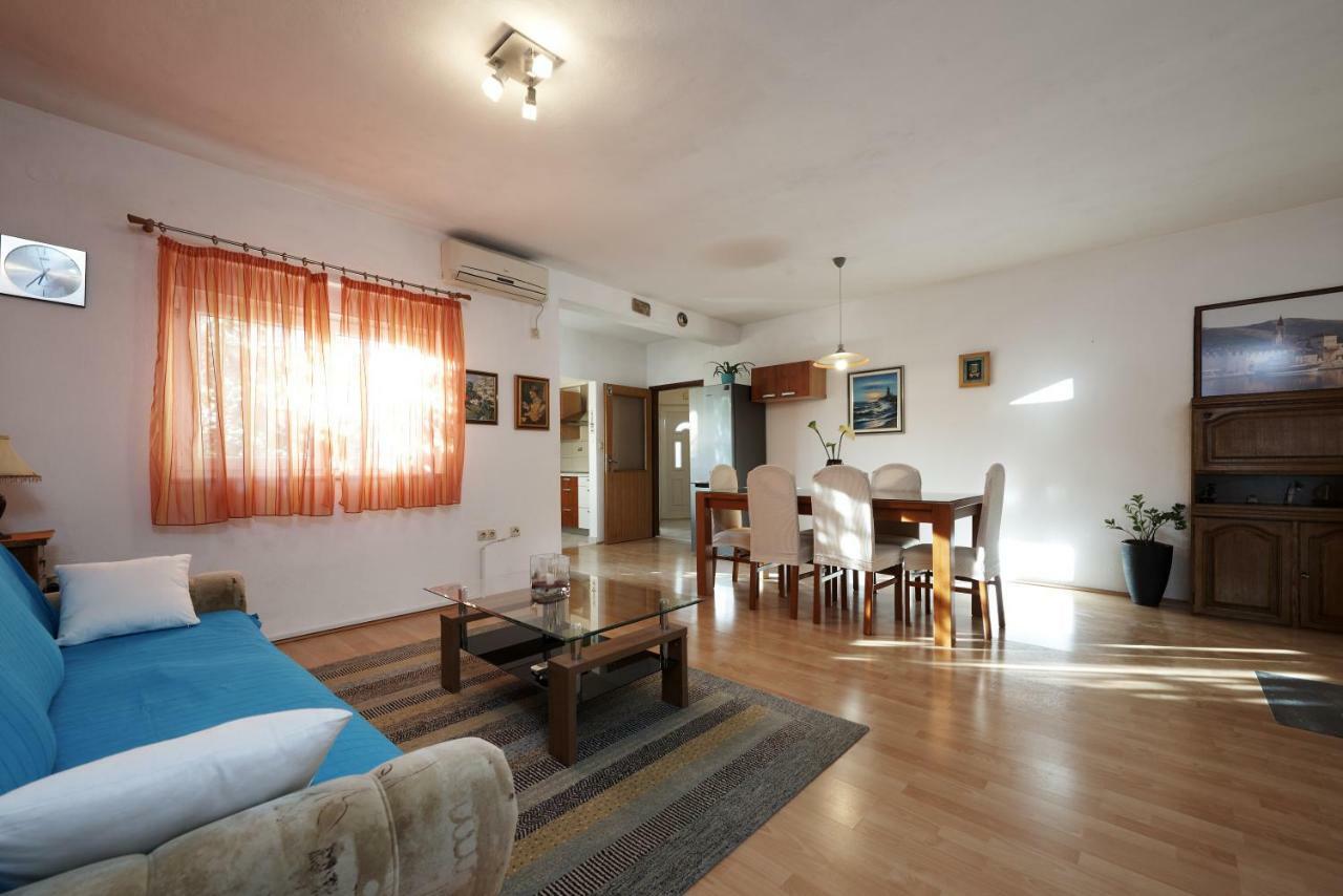 Apartman Antonio Trogir Bagian luar foto